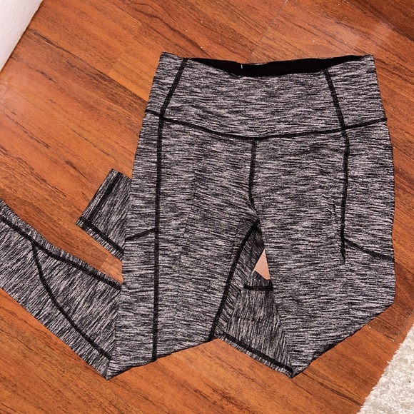 Victoria Sport Knockout Legging - Picture 1 of 3